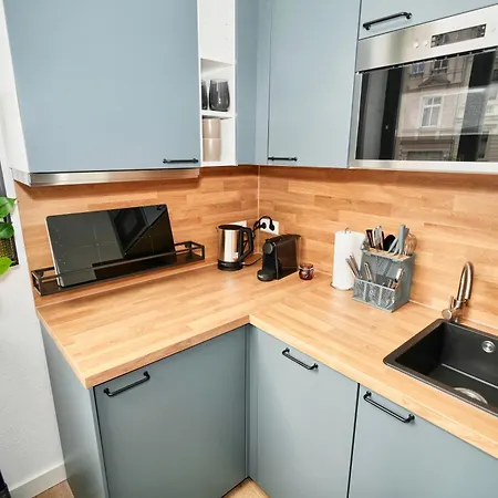 Sudenburgnest - Studio-apartment Mit Ipad, Boxspringbett, Smart-tv & Waschmaschine *