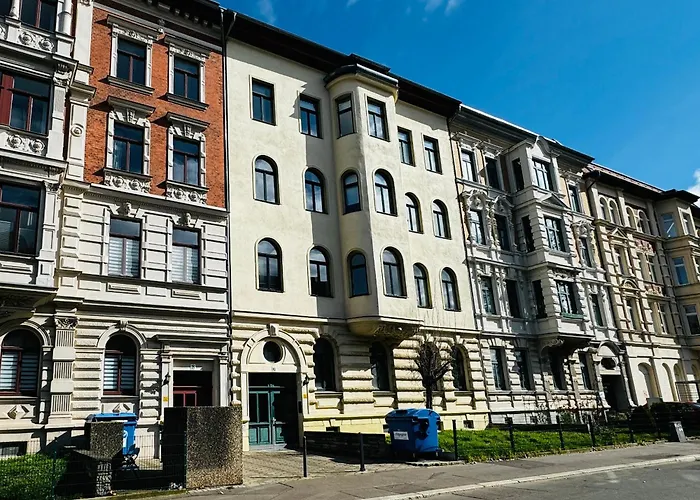 公寓 Sudenburgnest - Studio-apartment Mit Ipad, Boxspringbett, Smart-tv & Waschmaschine 马格德堡