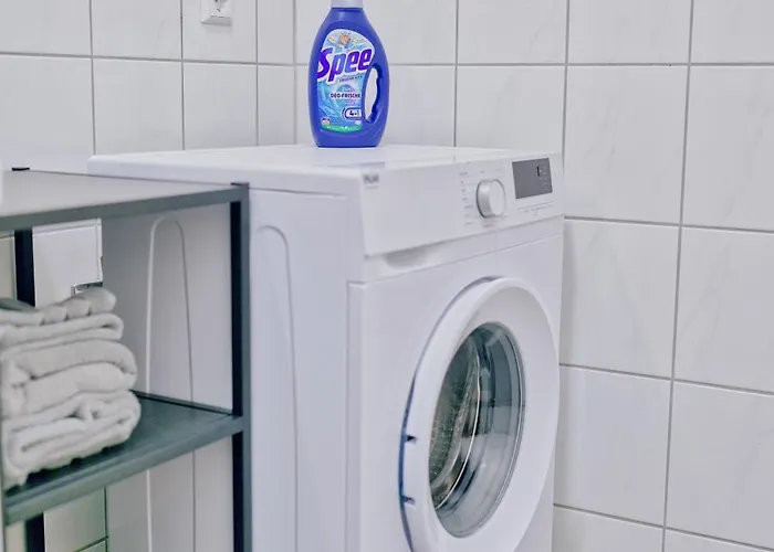 Sudenburgnest - Studio-apartment Mit Ipad, Boxspringbett, Smart-tv & Waschmaschine شقة ماغديبورغ