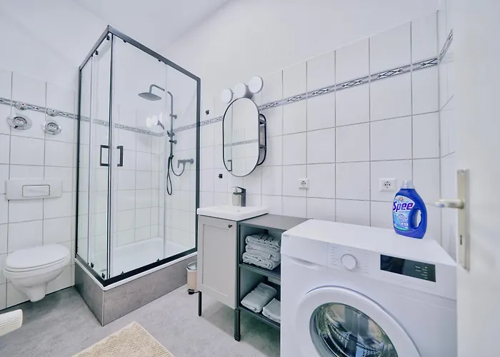 شقة Sudenburgnest - Studio-apartment Mit Ipad, Boxspringbett, Smart-tv & Waschmaschine