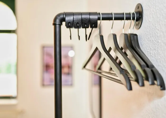 Sudenburgnest - Studio-apartment Mit Ipad, Boxspringbett, Smart-tv & Waschmaschine 公寓 *