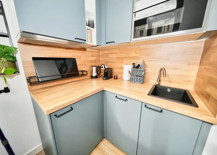 Sudenburgnest - Studio-apartment Mit Ipad, Boxspringbett, Smart-tv & Waschmaschine